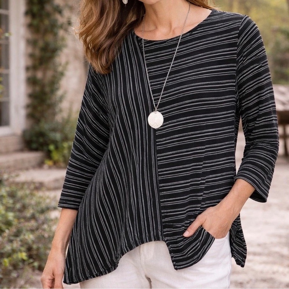 Habitat Clothes To Live In Blouse Top Medium 3/4 Sleeve Artsy Horizontal Stripes